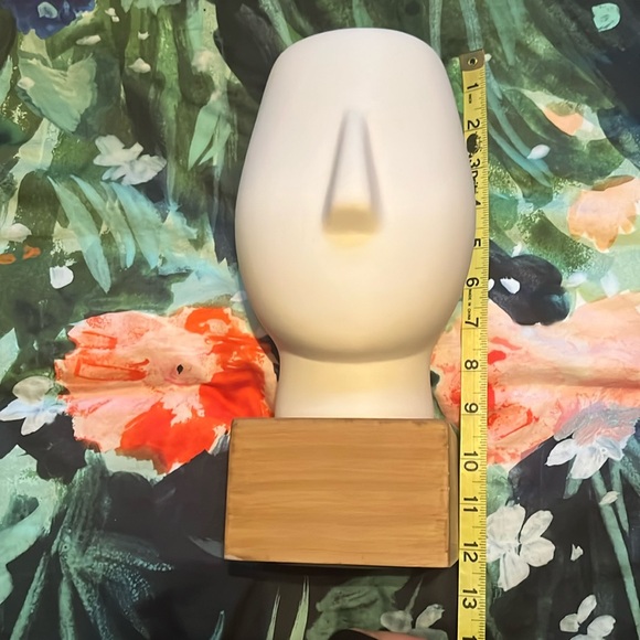 IKEA Bisque Nagon Head Sculpture - Picture 12 of 16